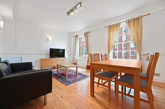 2 Bedroom Apartment For Sale In Apsley House, Finchley Road, London, NW8