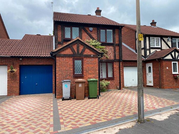 3 Bedroom House To Rent In Tilesford Close, Shirley, Solihull, B90