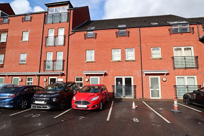 2 Bedroom Flat To Rent In Wesleyan Court, Lincoln, LN2