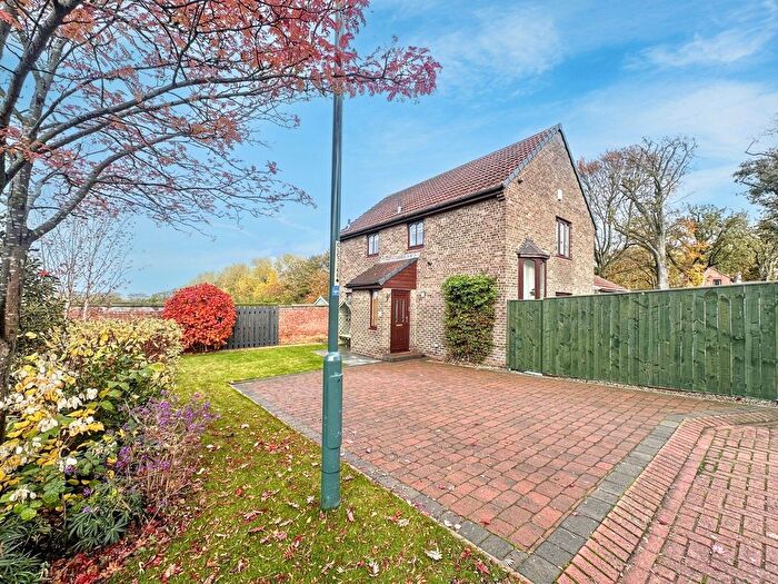 4 Bedroom Detached House For Sale In Parkshiel, South Shields, NE34