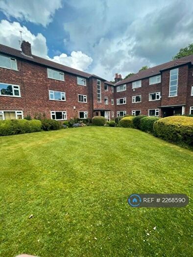 2 Bedroom Flat To Rent In Woodlawn Court, Manchester, M16