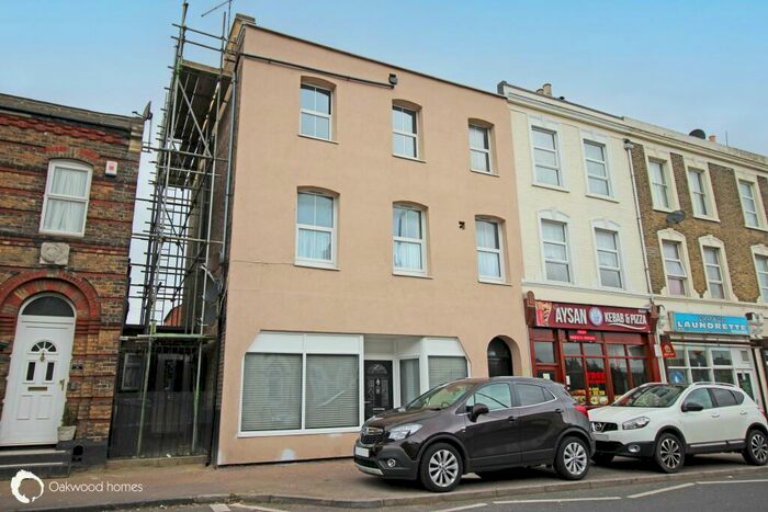 2 Bedroom Flat To Rent In Grange Road, Ramsgate, CT11