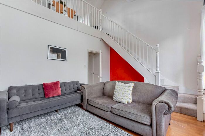 2 Bedroom Flat To Rent In Bridgman Road, London, W4