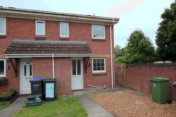2 Bedroom House To Rent In Weavers Crofts, Melksham, SN12