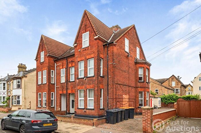 1 Bedroom Apartment For Sale In Spenser Road, Bedford, Bedfordshire, MK40