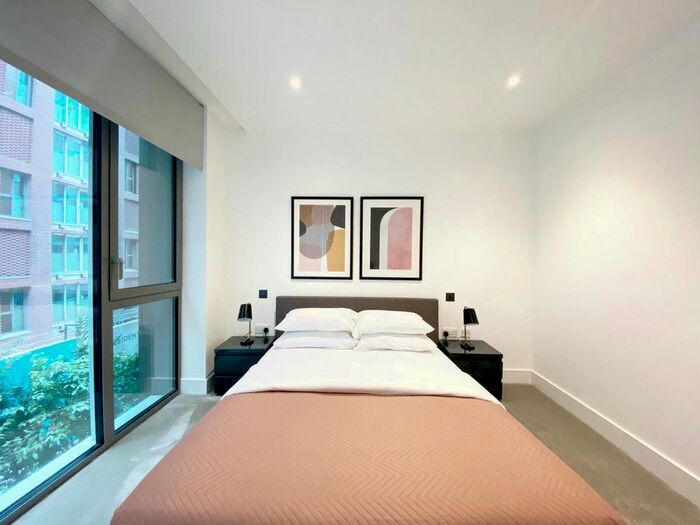 2 Bedroom Flat To Rent In Prince Of Wales Drive, London, SW11