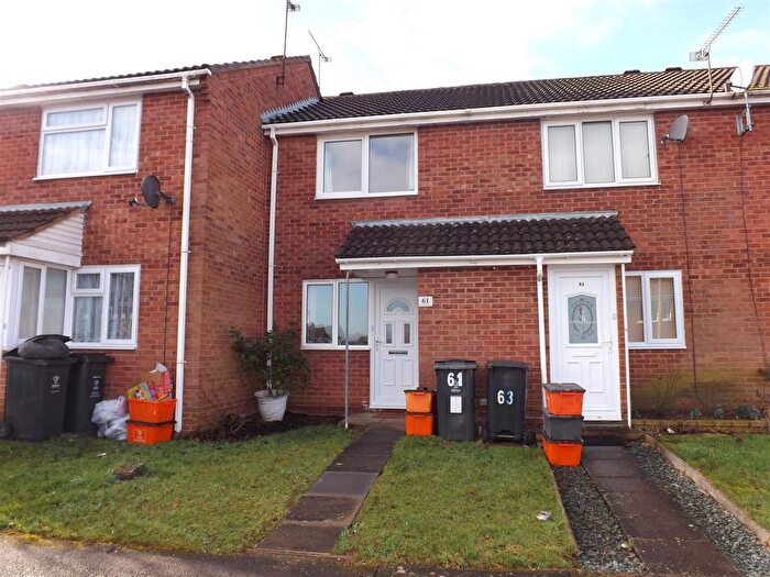 2 Bedroom Link Detached House To Rent In Ravenglass Road, Swindon, SN5