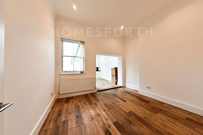 2 Bedroom Flat To Rent In Brondesbury Road, Queen's Park, NW6