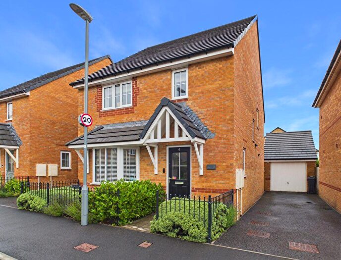 4 Bedroom Detached House For Sale In Beauchamp Avenue, Midsomer Norton, BA3