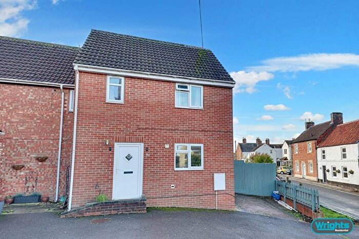 3 Bedroom Semi-Detached House To Rent In Whaddon Lane, Trowbridge, BA14