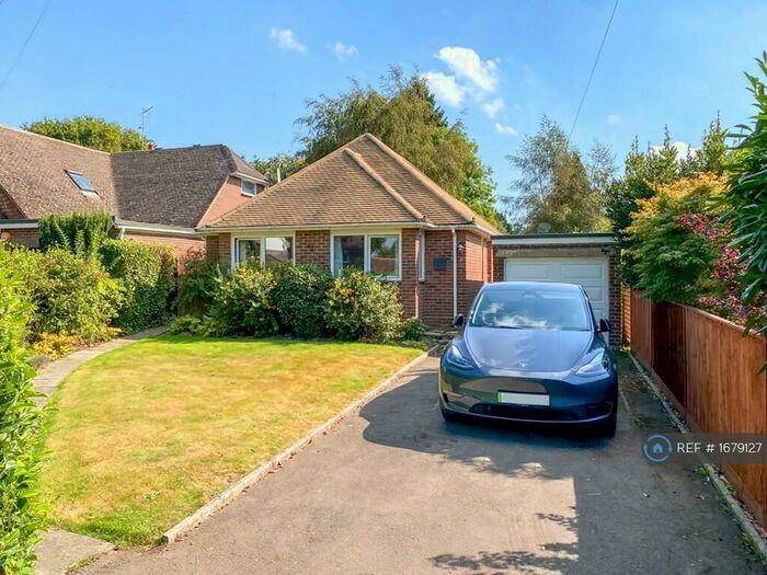 3 Bedroom Bungalow To Rent In Sackville Lane, East Grinstead, RH19