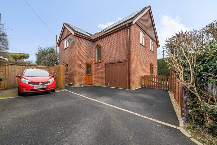 4 Bedroom Detached House For Sale In Kingsley, Cul De Sac Location, GU35