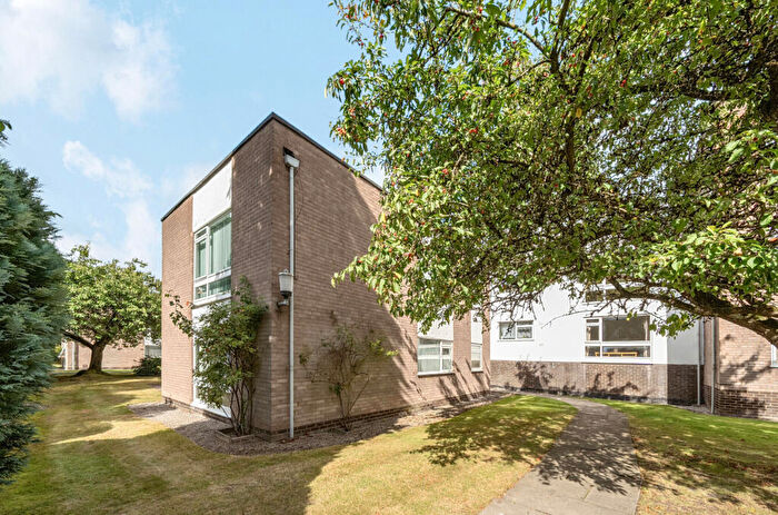 1 Bedroom Apartment For Sale In Wilmslow Road, Manchester, Greater Manchester, M14