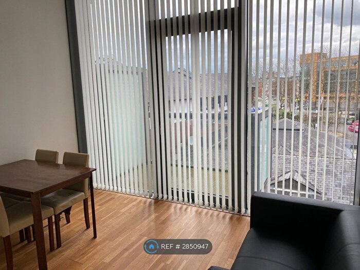 1 Bedroom Flat To Rent In Abito, Salford, M50