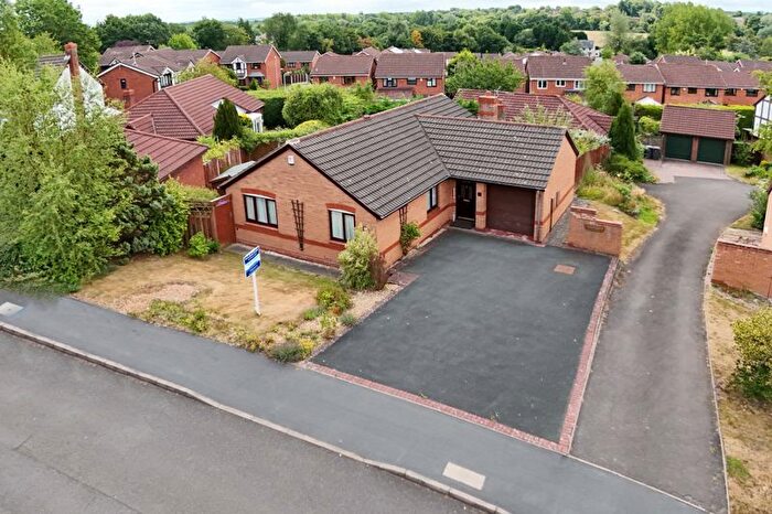 3 Bedroom Bungalow For Sale In Arundel Close, Randlay, TF3