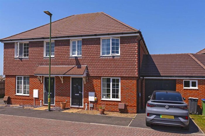 3 Bedroom Semi-Detached House For Sale In Kilham Way, Ferring, BN12
