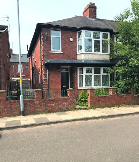 4 Bedroom Semi-Detached House To Rent In Ayresome Grange Road, Middlesbrough, TS5
