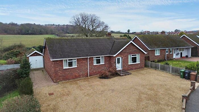3 Bedroom Detached Bungalow For Sale In Regis Avenue, Beeston Regis, Sheringham, NR26