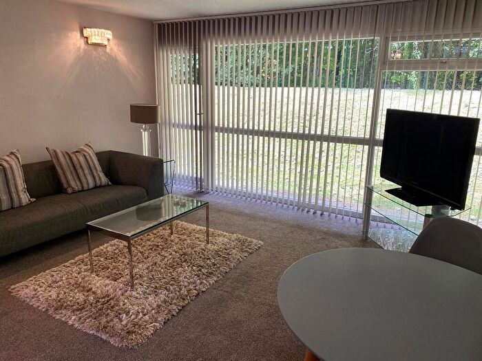 2 Bedroom Flat For Sale In Chelmesford Court, Nash Square, Perry Barr, Birmingham, B42