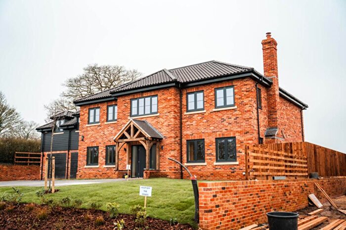 5 Bedroom Detached House For Sale In The Heaths, Lyng, NR9