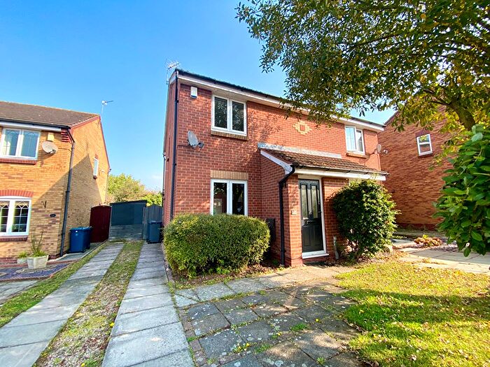 2 Bedroom Property To Rent In Charlock Gardens, Nottingham, NG13