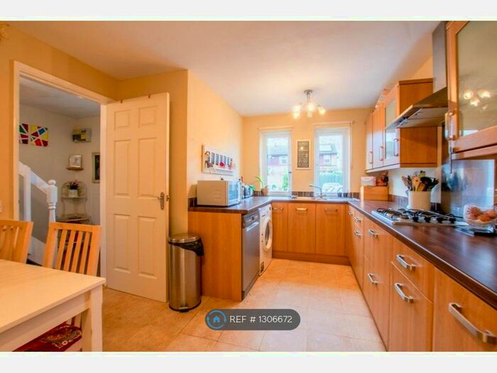 3 Bedroom End Of Terrace House To Rent In Rangefield, Orton Brimbles, Peterborough PE2