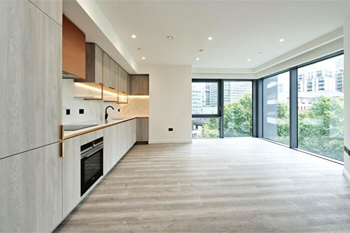 1 Bedroom Property To Rent In Aspen Wharf, E14