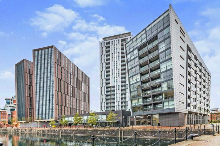 1 Bedroom Flat To Rent In The Quays, Salford, Greater Manchester, M50