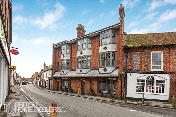 1 Bedroom Flat For Sale In Couching Street, Watlington, Oxfordshire, OX49
