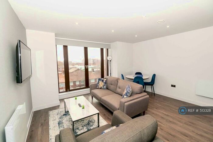 2 Bedroom Flat To Rent In Parliament Square, Liverpool, L1