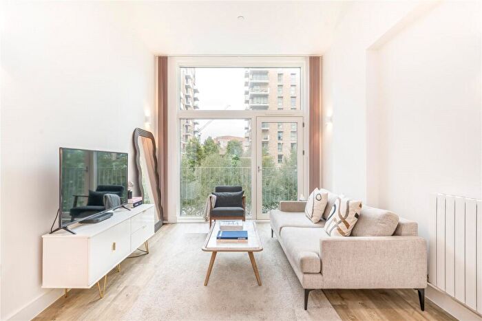 2 Bedroom Apartment For Sale In Anderson Road, London, SE3