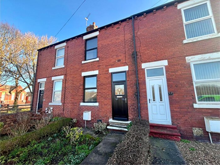 2 Bedroom Terraced House To Rent In Aberford Road, Stanley, Wakefield, WF3
