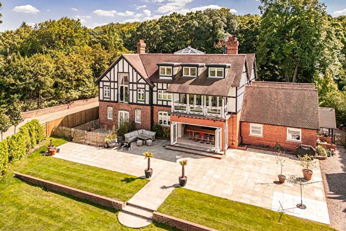 9 Bedroom Detached House For Sale In Haydown, Goring On Thames, RG8