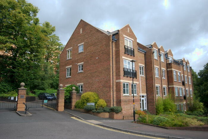 3 Bedroom Apartment To Rent In Caversham Place, Sutton Coldfield., B73