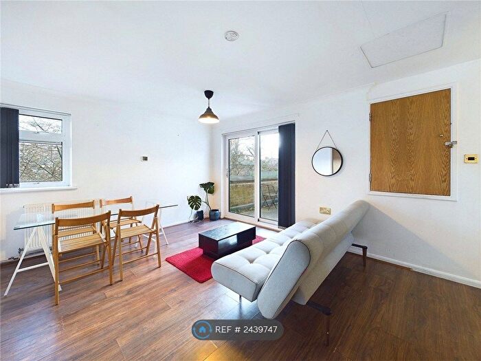 2 Bedroom Flat To Rent In Cherry Close, London, E17