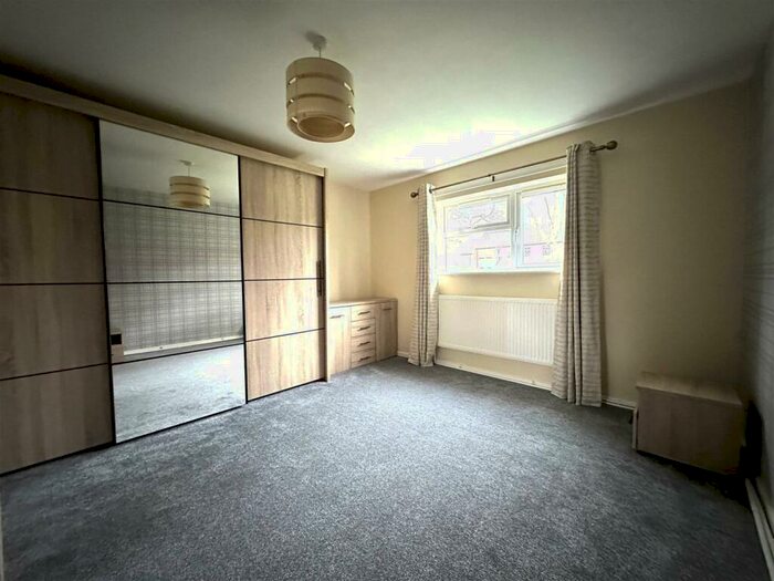 1 Bedroom Flat To Rent In Larwood Avenue, Worksop, S81