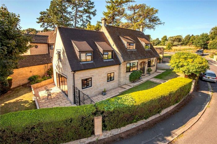 4 Bedroom Detached House To Rent In Grange Park, Frenchay, Bristol, BS16