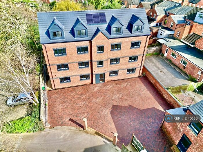 1 Bedroom Penthouse To Rent In Queens Park Parade, Northampton, NN2