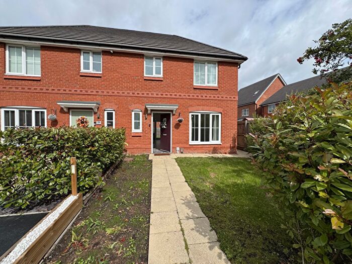 3 Bedroom Semi-detached House For Sale In Loom Crescent, Bamber Bridge, PR5