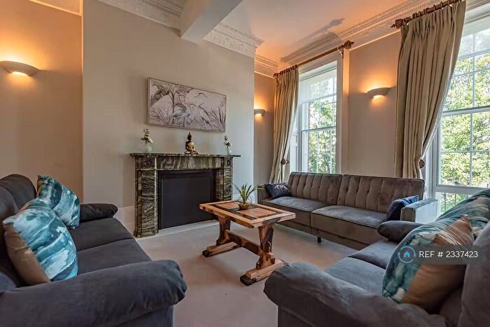 2 Bedroom Flat To Rent In London Road, Reading, RG1