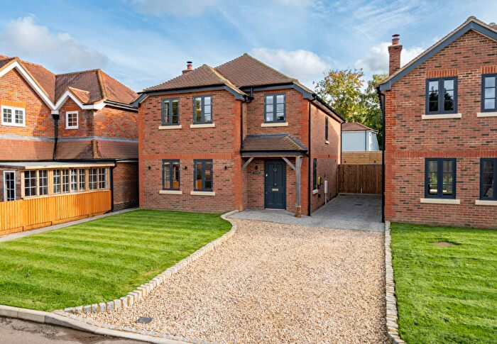 4 Bedroom Detached House For Sale In Whelpley Hill, Buckinghamshire, HP5