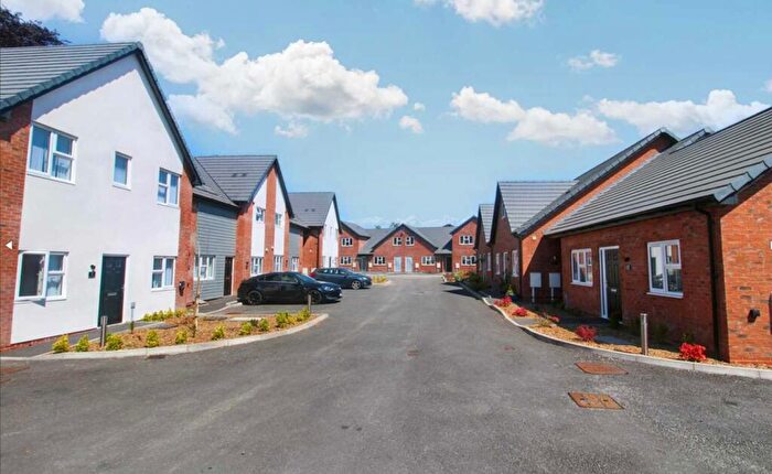 2 Bedroom Flat To Rent In Chewton Street Eastwood, NG16