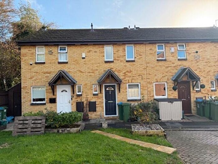 2 Bedroom Terraced House To Rent In Field Close, Aylesbury, HP20