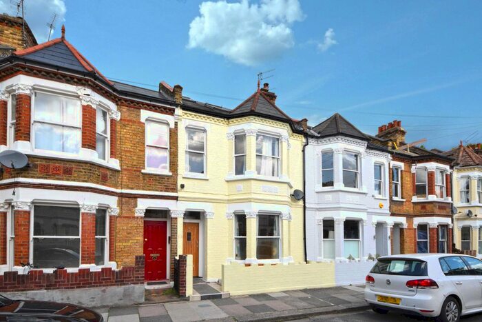 6 Bedroom Property To Rent In Claxton Grove, London, W6