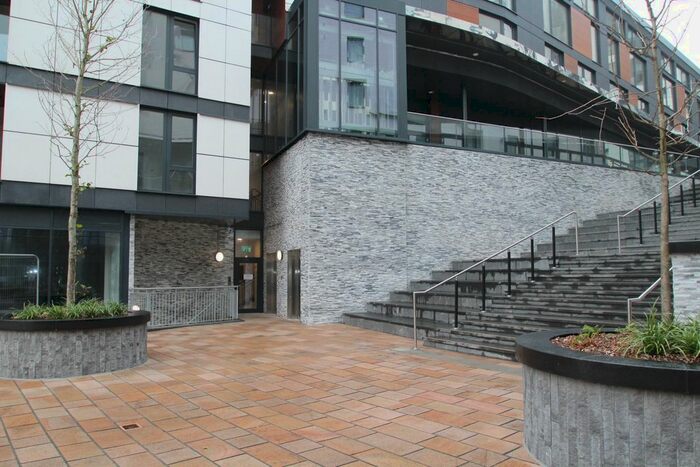 1 Bedroom Flat To Rent In St. Marks Square, Bromley BR2