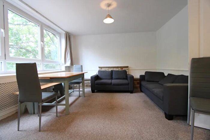 5 Bedroom Flat To Rent In Battersea Bridge Road, London, SW11
