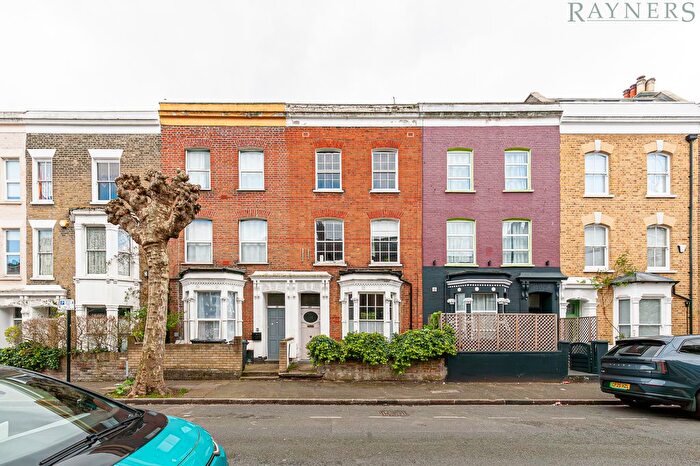 3 Bedroom Flat To Rent In Glenarm Road, London, E5