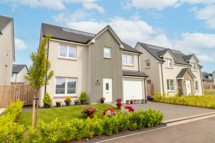 4 Bedroom Detached House For Sale In Ben Attow Drive, Dundee, DD5