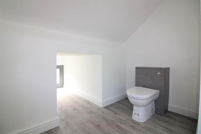2 Bedroom Apartment To Rent In Flat The Old Library, Carlton Road, Nottingham, NG3