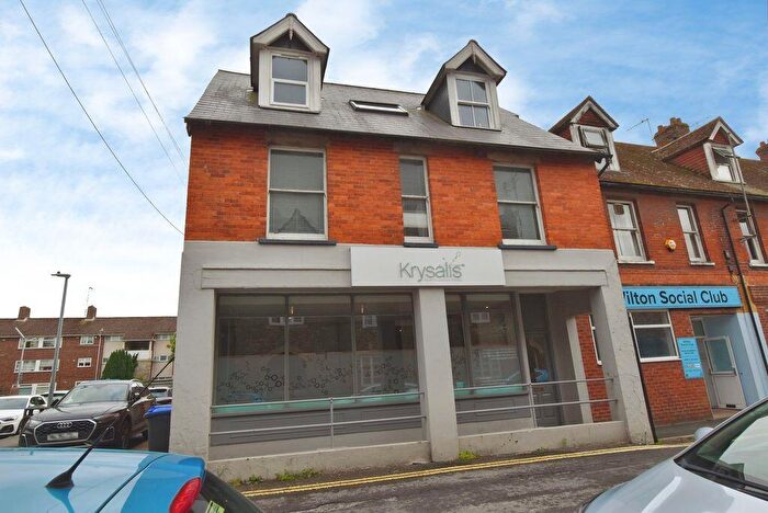 2 Bedroom Flat For Sale In North Street, Wilton ***Video Tour***, SP2